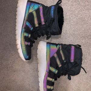 Reflective NIKE winter sneakers